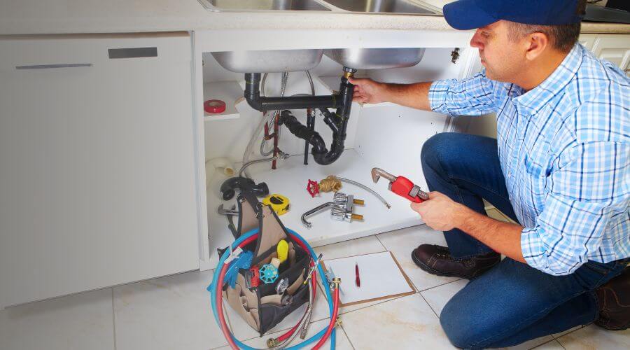 Local expert plumbing services in Lone Tree, IA